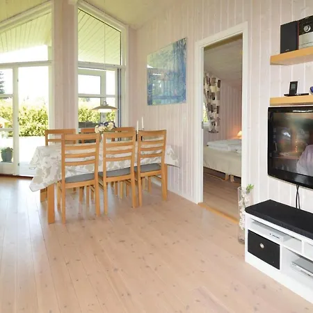 بيت للعطل 3 Bedroom Beautiful In *