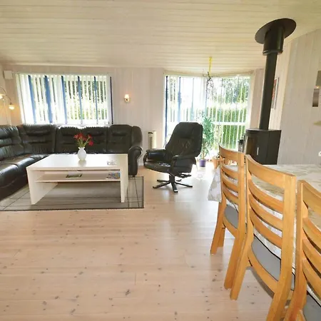 بيت للعطل 3 Bedroom Beautiful In